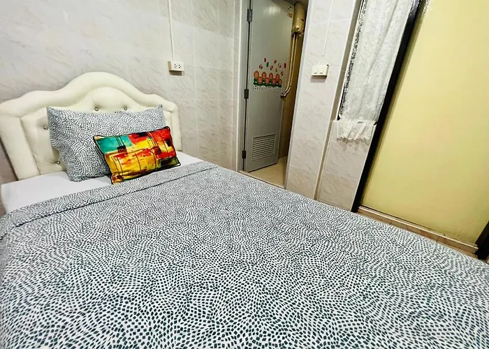 Couette-café Ree House-asoke Bts 3*