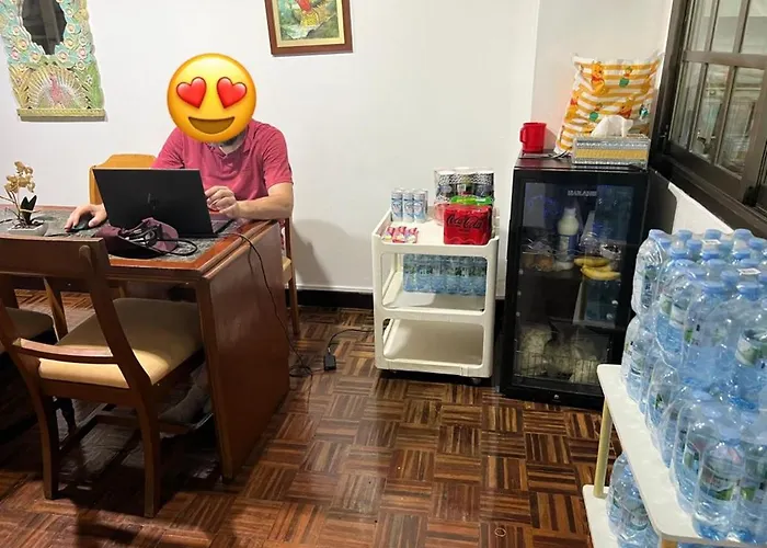 Ree House-asoke Bts Couette-café