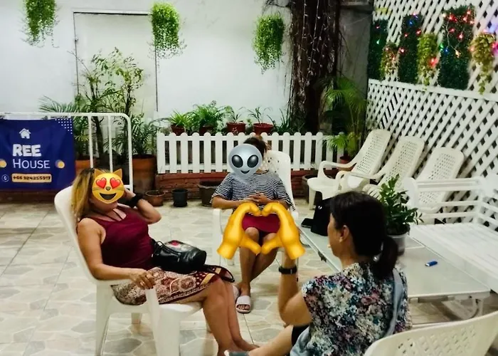 Ree House-asoke Bts Bangkok