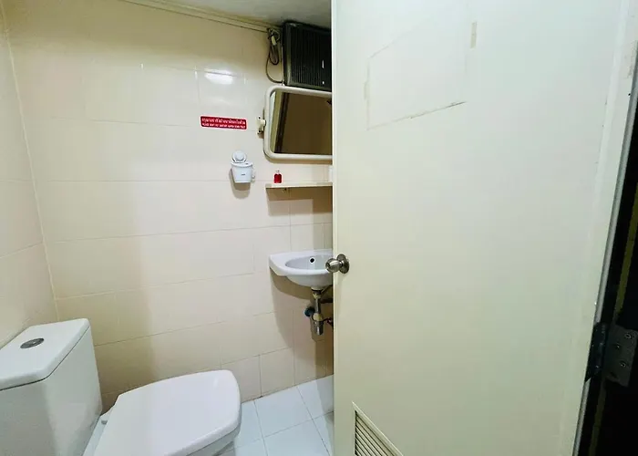 Ree House-asoke Bts Bangkok